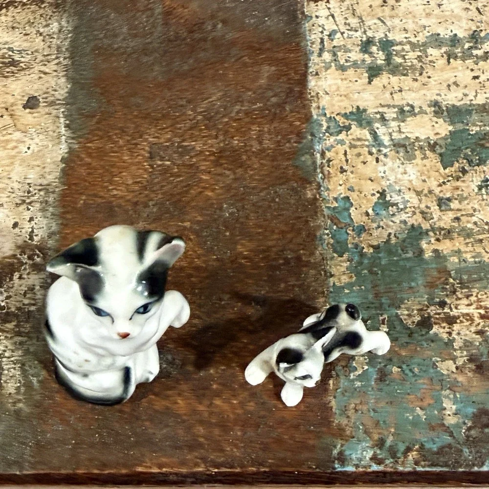 Siamese Kitten Cat Vintage Ceramic 2 pc Mom & Kitty Miniature Mini Shelf Cottage